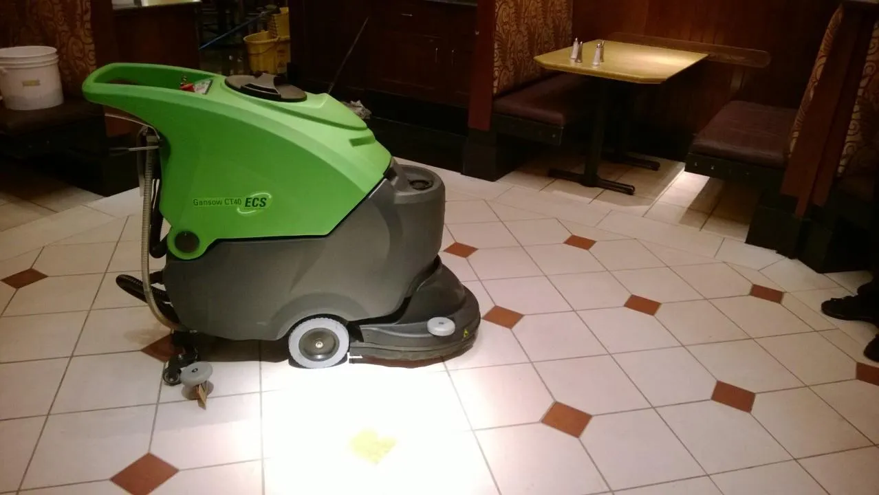 IPC Eagle CT40 ECS Green Eco-Friendly 20" Automatic Floor Scrubber w/ Bonnet Driver - 10 Gallons