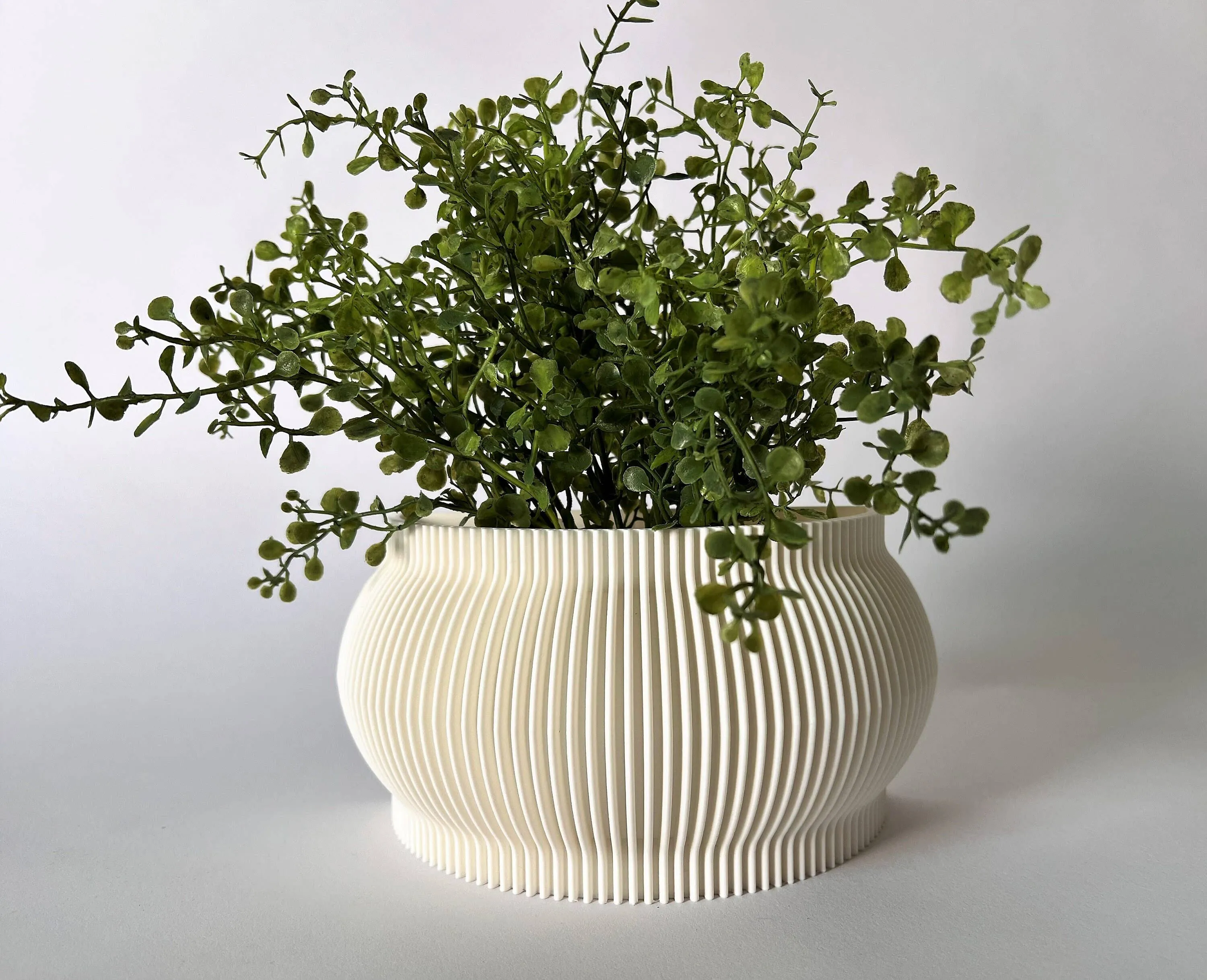 Large Lightweight Wall Planter | Black, Beige, Blush Pink